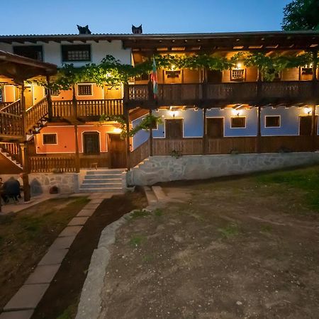 Недкова Къща Hotell Koprivsjtitsa Exteriör bild