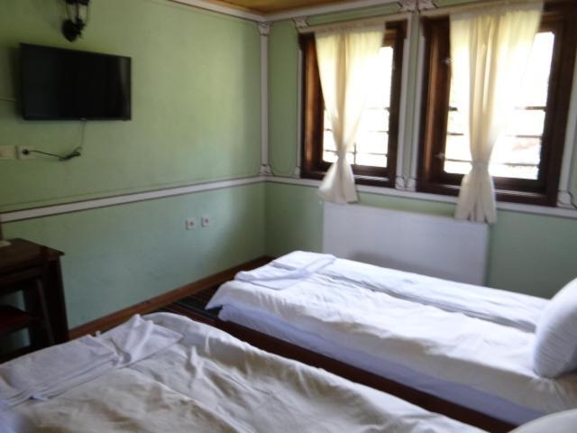 Недкова Къща Hotell Koprivsjtitsa Exteriör bild