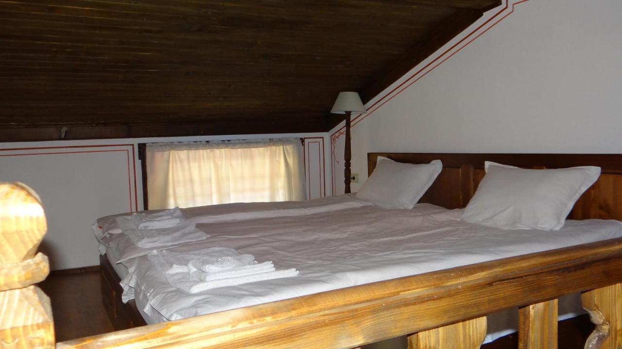 Недкова Къща Hotell Koprivsjtitsa Exteriör bild