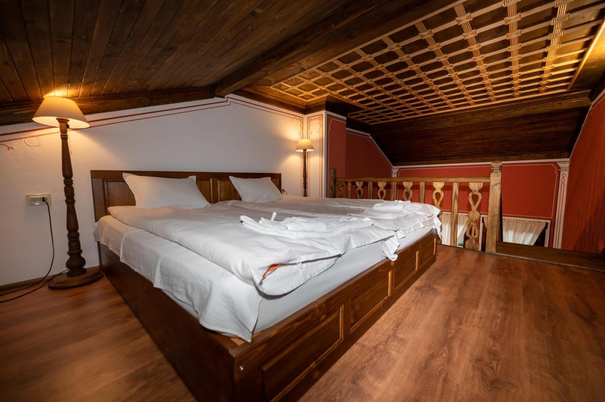 Недкова Къща Hotell Koprivsjtitsa Exteriör bild